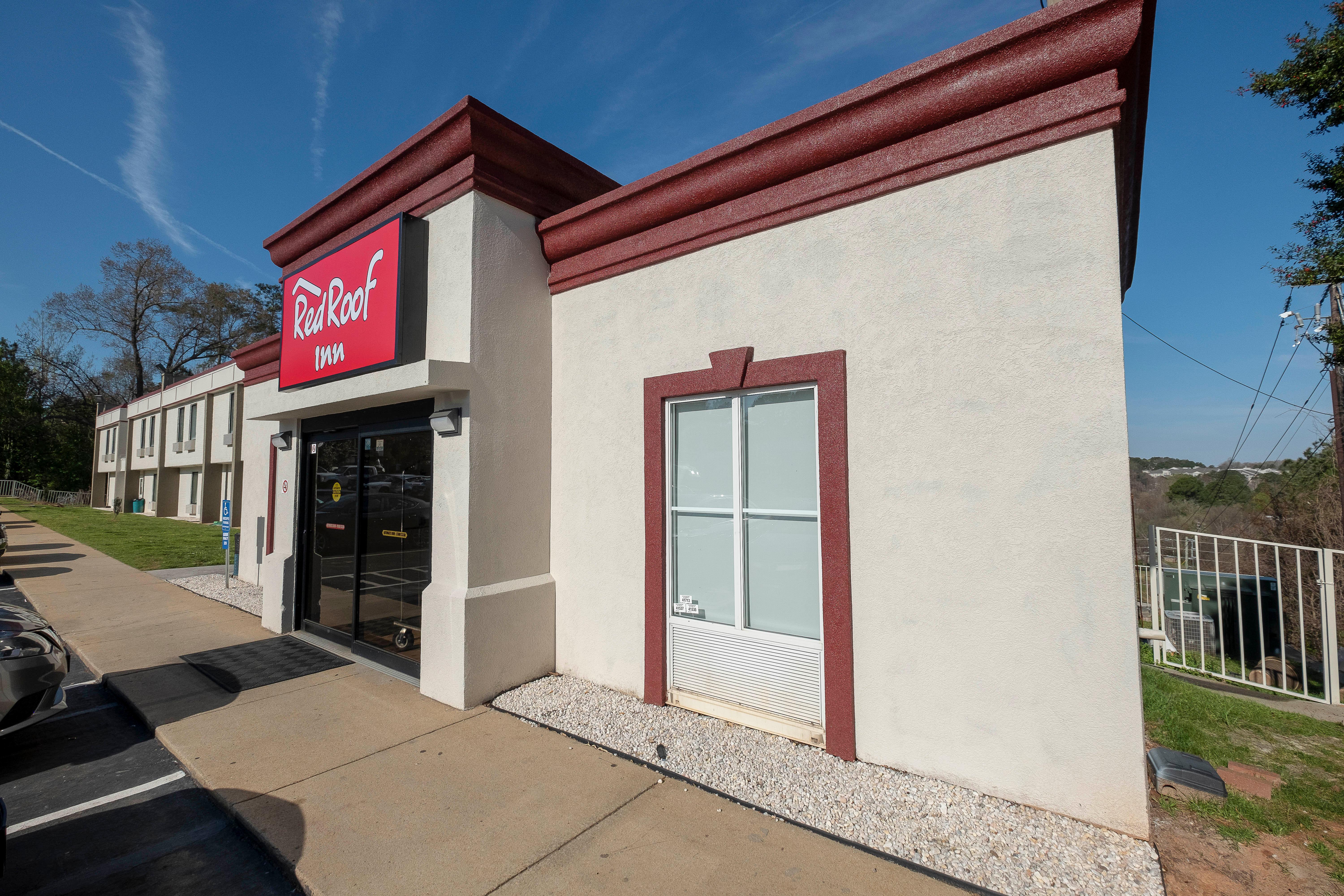 Red Roof Inn Raleigh North-Crabtree Mall-Lenovo Center Exterior foto