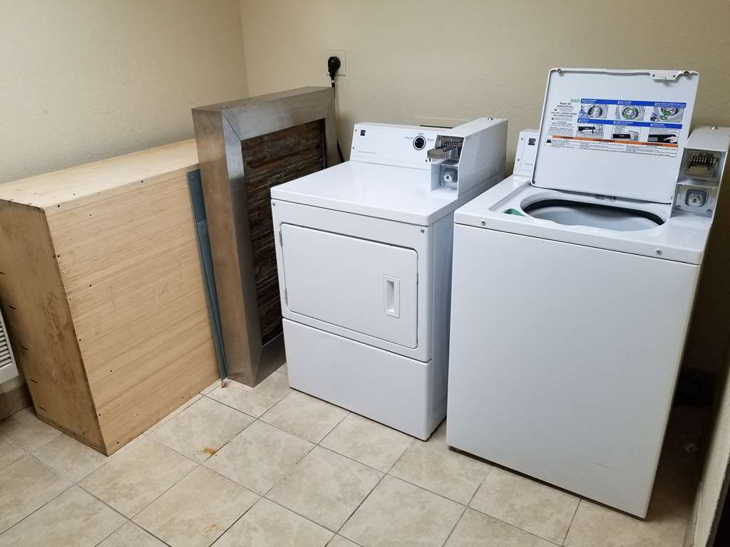 Red Roof Inn Raleigh North-Crabtree Mall-Lenovo Center Einrichtungen foto